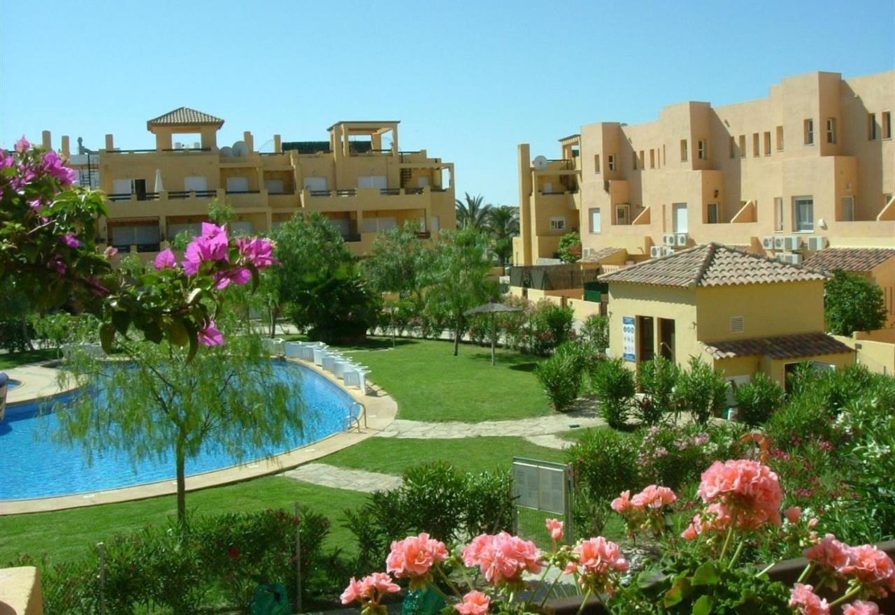 Homely Apartment In El Faro Vera Exteriör bild